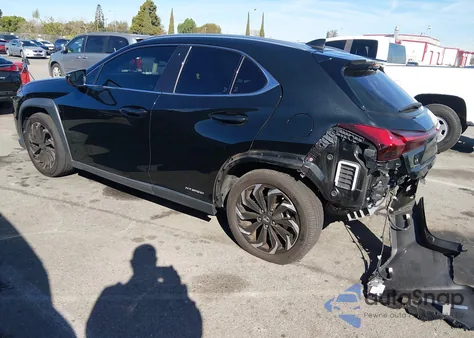 2021 Lexus Ux 250H z USA, uszkodzony, nr VIN JTHX9JBH5M2045599
